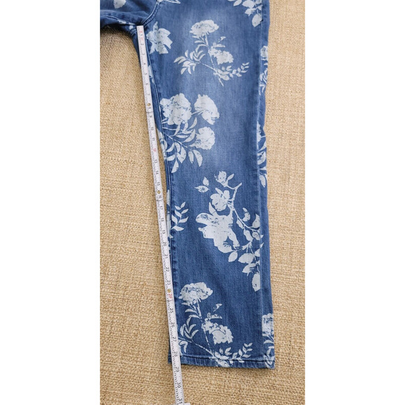 Pilcro Blue Floral Ankle Jeans - Picture 4 of 10